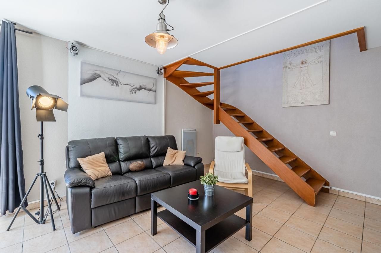 La Joliette; Duplex 2 Chambres, Parking Inclus+ Terrasse+ Ascenseur Marseille Luaran gambar